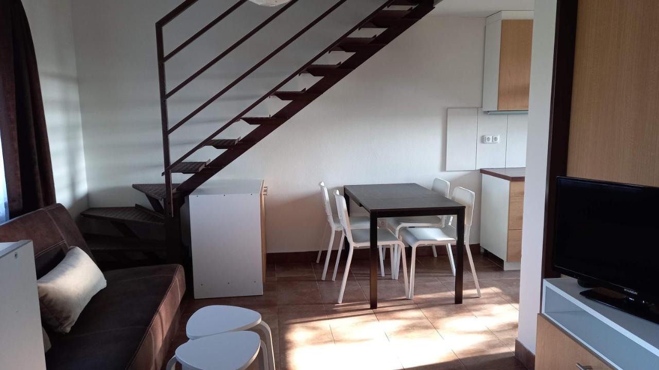 Apartmany Vinarstvi Klucov Lstibor 外观 照片