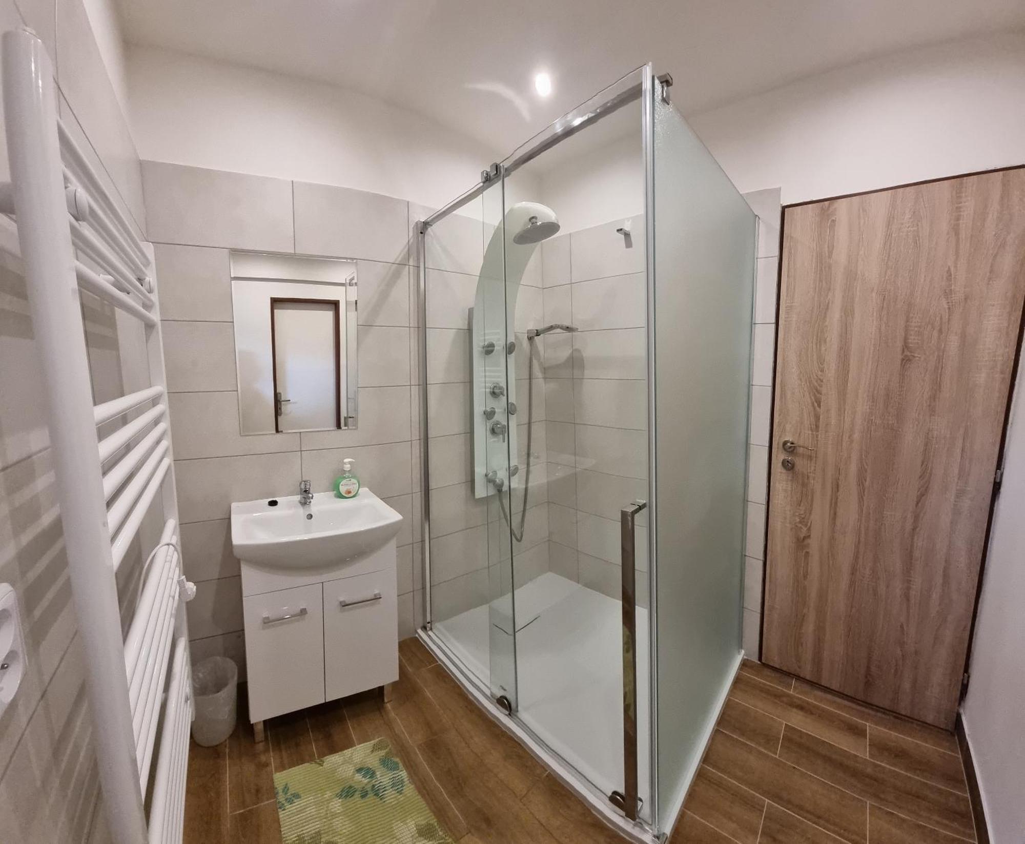 Apartmany Vinarstvi Klucov Lstibor 外观 照片
